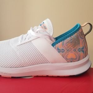 New Balance Women's Tennis Shoes